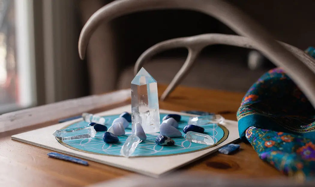CRYSTAL GRID BASICS | MAKING YOUR FIRST GRID