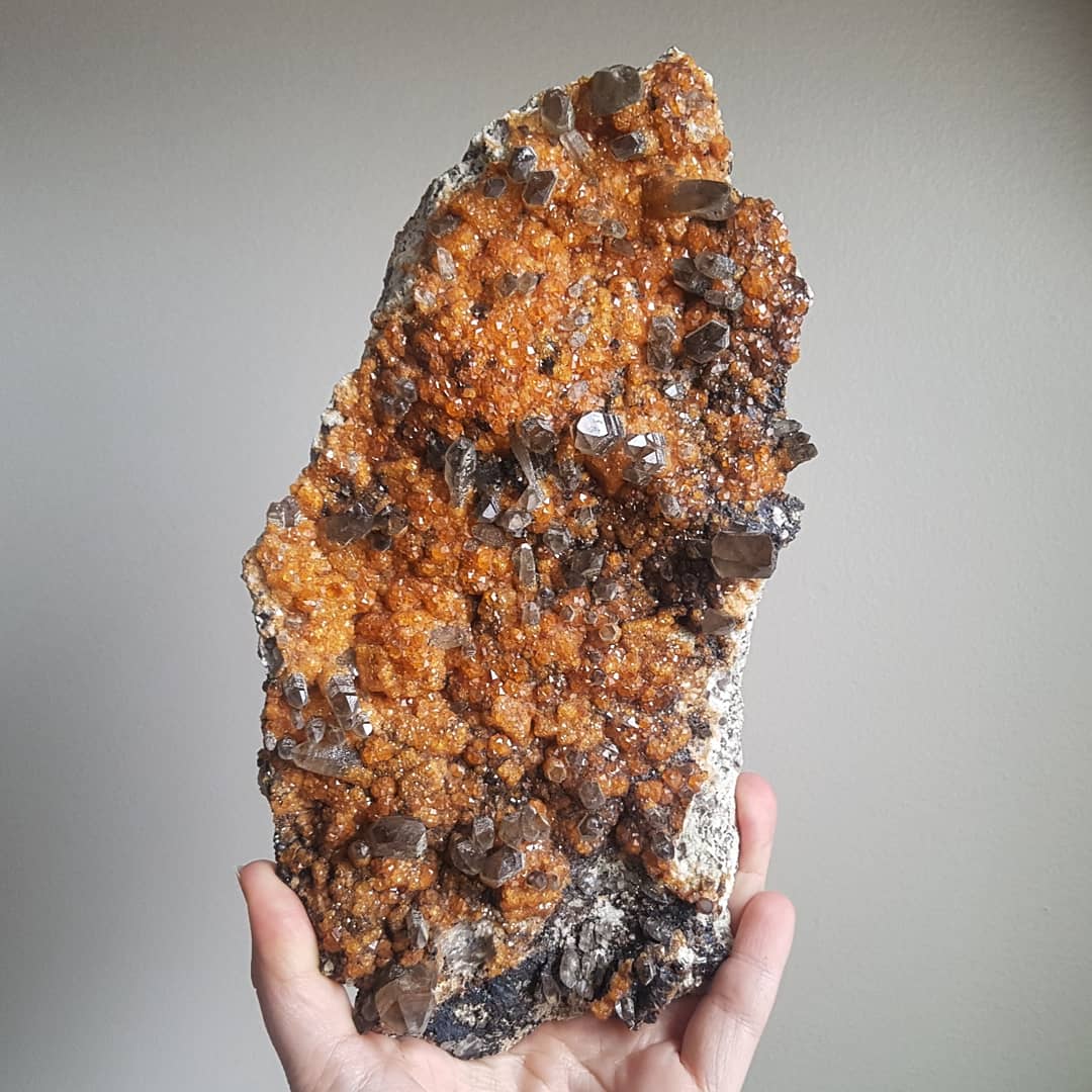 Spessartine Garnet and Smokey Quartz Plate XL - Raw